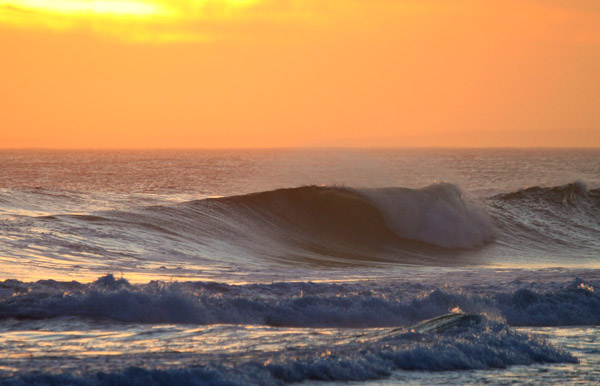 Birubi Sunset Surf